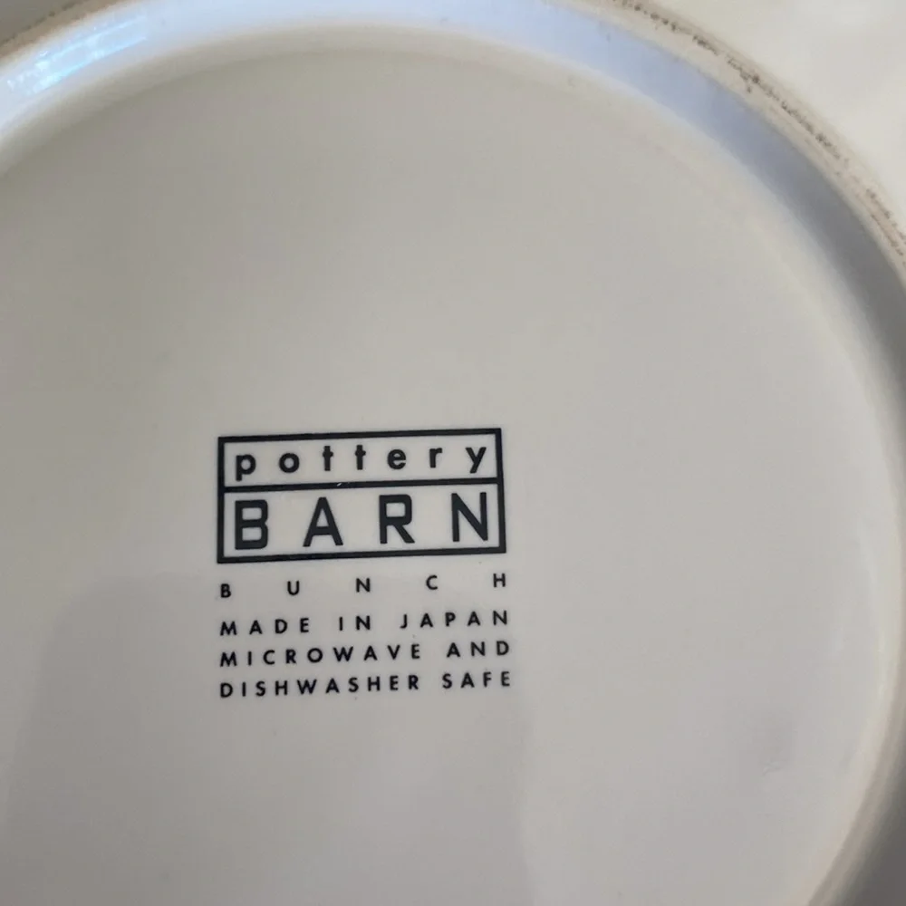 Pottery Barn off-white, Blue and Yellow Bunch, coffee/tea Mugs. Set of 4